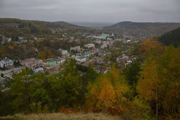 Panoramiczny widok na miasto Kremenets, Ukraina — Zdjęcie stockowe