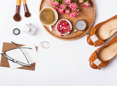 Şık kadınsı aksesuarları