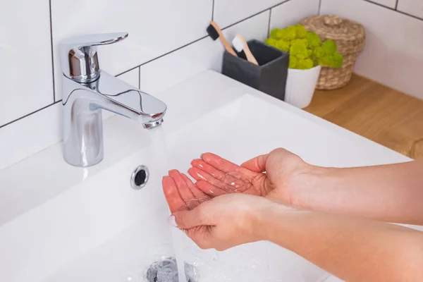 Process of washing hands close-up. — Stock Photo, Image