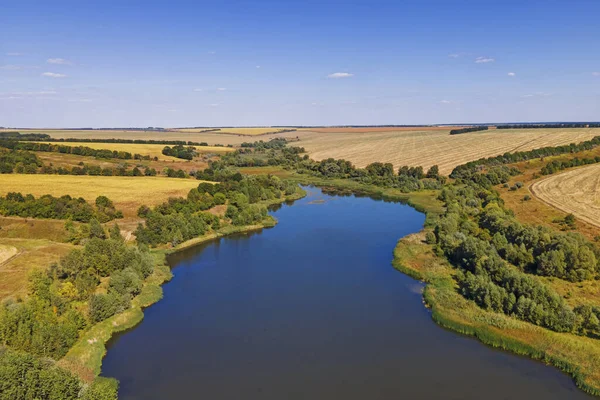 Hermoso Paisaje Rural Vista Aérea Río Campos Árboles Soleado Día — Foto de Stock