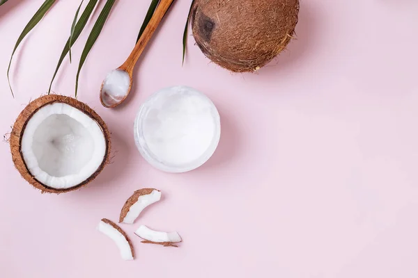 Healthy Coconut Oil Coconuts Pink Background Flat Lay Composition — Stock Photo, Image