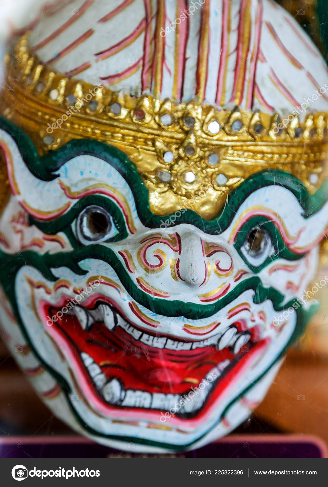 タイ舞踊踊り子像仏像アート