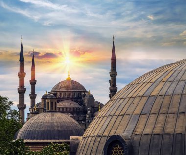 Bahar güneş kubbe ve minare Ayasofya, Aya Sofya Müzesi, Istanbul Türkiye