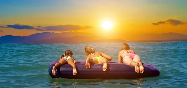 Back Sunbathing Womans Girl Floating Mattress Swimsuit Posing Sea Water — Stock Photo, Image