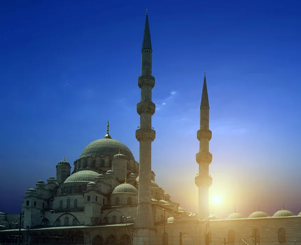 Arabian Ηλιοβασίλεμα Τζαμί Τζαμί Στην Κωνσταντινούπολη Τουρκία — Φωτογραφία Αρχείου