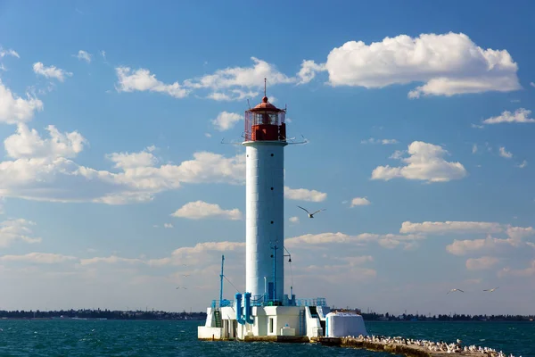 Der Vorontsov Leuchtturm Ist Ein Rot Weißes Signallicht Grüne Treppe — Stockfoto