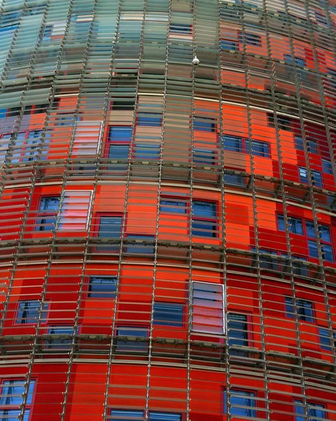 Bunte Wand Glas Büroturm Offene Fenster Abstrakte Komposition Städtische Umwelt — Stockfoto