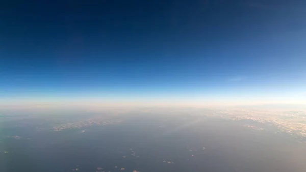 Vista aérea de um pôr-do-sol nublado — Fotografia de Stock