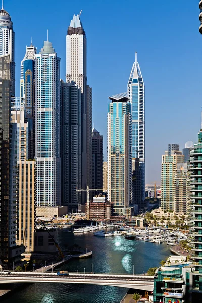 Marina bay view skyscrapers, Dubai, Émirats arabes unis — Photo