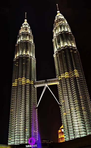 クアラルンプール市内中心部のスカイラインツインタワーマレーシア — ストック写真