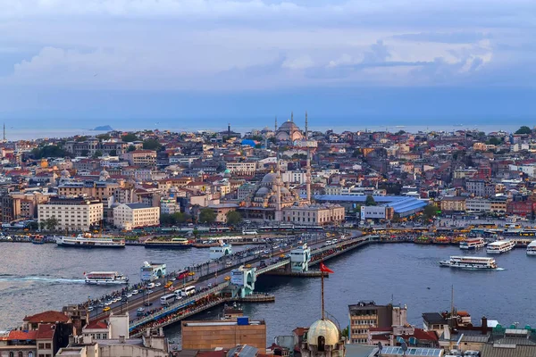 Staré Towngalata panoráma mostu restaurace atrakcí Istanbulu — Stock fotografie