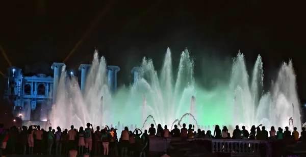 Magia fontanna Pokaż Barcelona nocne Iluminacje — Zdjęcie stockowe