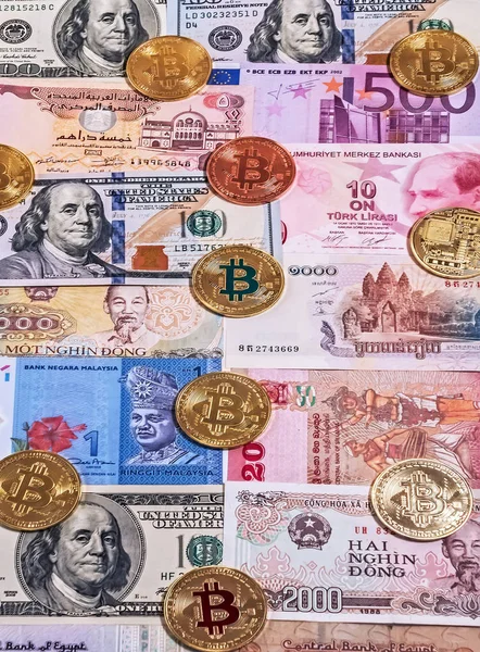 Bit Coin Crypto Investing currency money of banknotes exchange B — Stock Photo, Image
