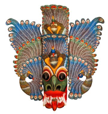 Beyaz arkaplanda izole edilmiş Peacock maskesi Sri Lanka.