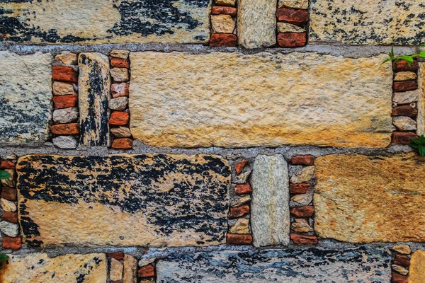 Antieke bruine baksteen muur achtergrond — Stockfoto