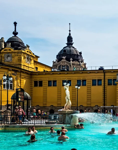 Lázeňské lázně Szechenyi, Budapešť. Srpen 24, 2019 — Stock fotografie