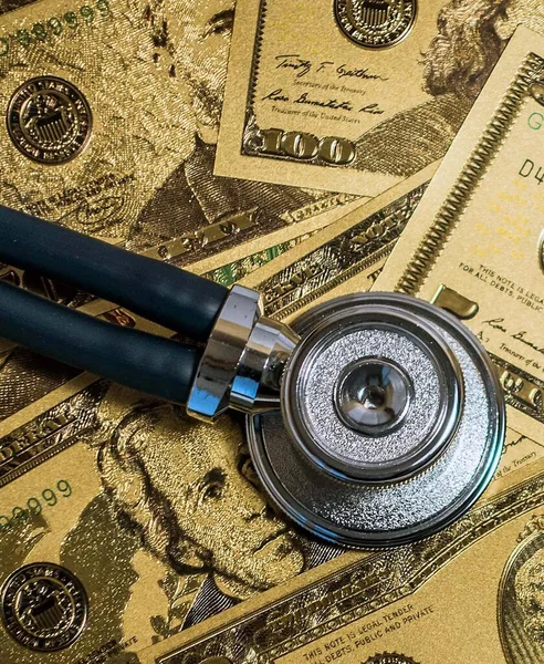 Stethoscope Paper Currency Грошова Купюра Розробляє Американські Доларові Купюри Золоті — стокове фото