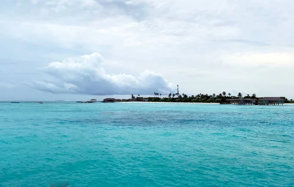 Paysage Panoramique Île Des Maldives Belle Plage Sable Avec Bungalows — Photo