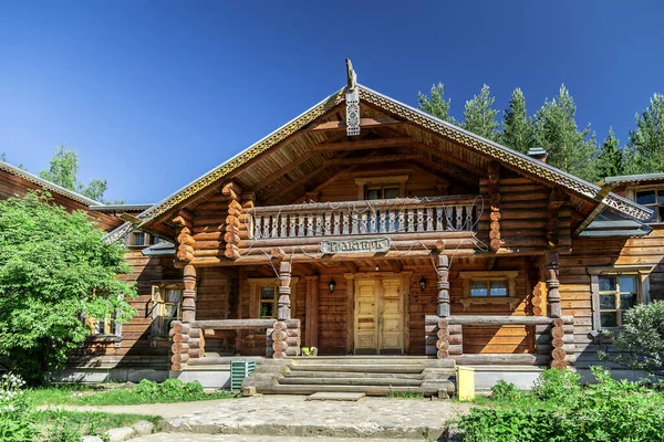 Stary Drewniany Dom Panoramicznym Domku — Zdjęcie stockowe