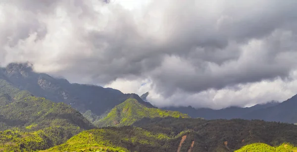 Campo Panorâmico Verde Paisagem Sapa Vietnã Scenic View Mountains Range — Fotografia de Stock