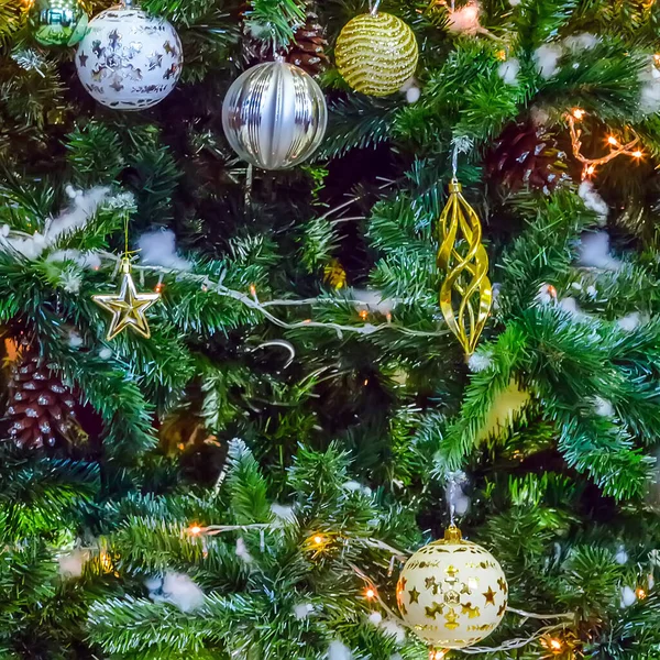 Bolas Árvore Natal Ramos Abeto Natal Conceito Ano Novo — Fotografia de Stock