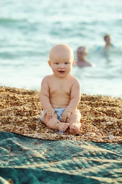 Bambino Sulla Spiaggia — Foto Stock