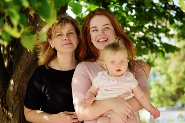 Three Generations Baby Mother Grandmother Park — Stock Photo, Image