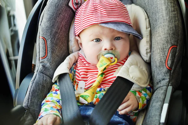 Vervoer Van Pasgeboren Auto Autostoel — Stockfoto