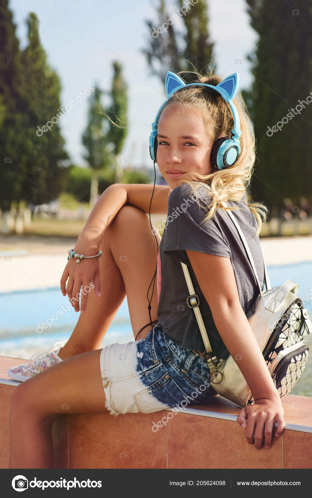 Cute teen sex pics - sex video Nude in public activity
