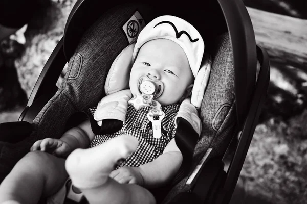 Happy Baby Stroller Car Seat Summer — Stock Photo, Image