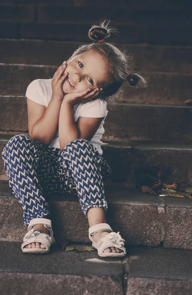 Šťastná holčička — Stock fotografie