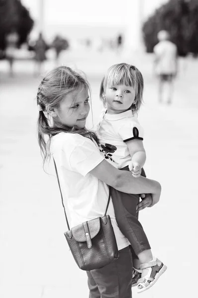 Funny sisters — Stock Photo, Image