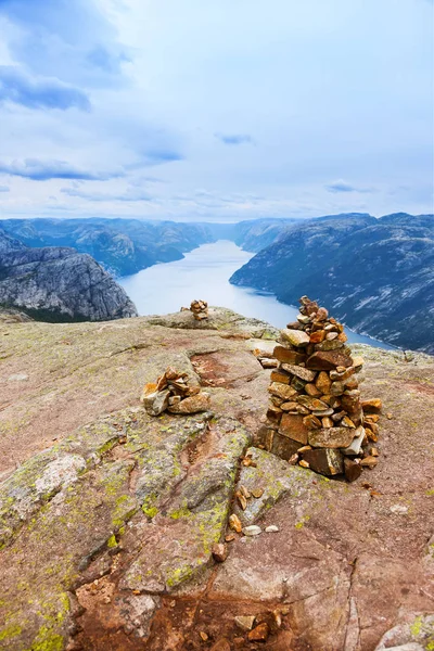 Góry Drodze Klifu Preikestolen Fiordu Lysefjord Norwegia Przyroda Podróże Tło — Zdjęcie stockowe