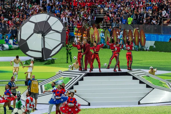莫斯科 俄罗斯 2018年6月14日 罗比威廉斯在体育场卢日尼基橄榄球世界杯的开幕式在俄国2018 — 图库照片