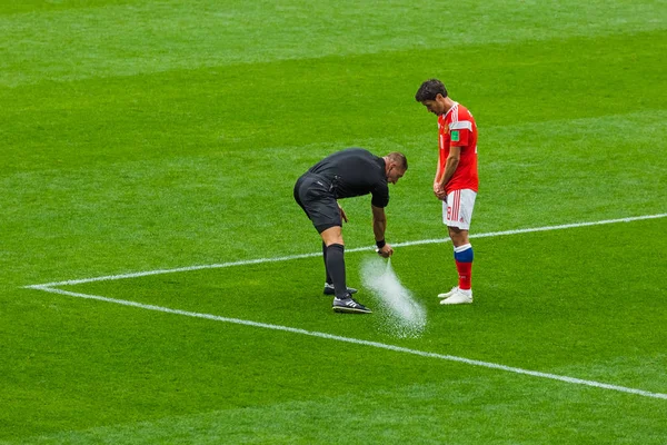 Moscow Russia June 2018 Referee Stadium Luzhniki Opening Match Football — Stock Photo, Image