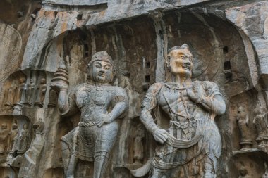 Luoyang Çin 'deki Longmen Mağaraları - mimari ve seyahat geçmişi