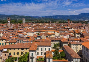 Lucca Italia Panoraması - mimari arka plan