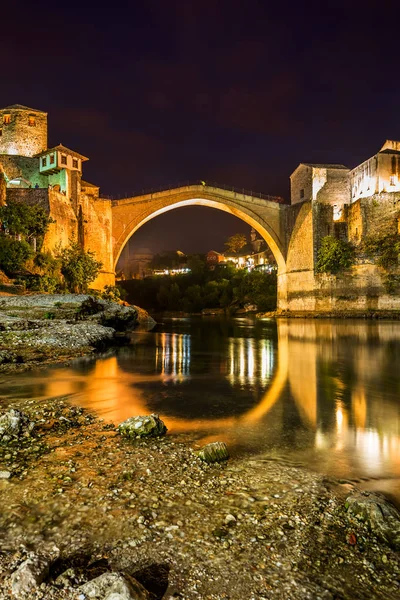 Παλιά Γέφυρα Στη Μοστάρ Βοσνία Και Ερζεγοβίνη Αρχιτεκτονική Ταξιδιωτικό Υπόβαθρο — Φωτογραφία Αρχείου