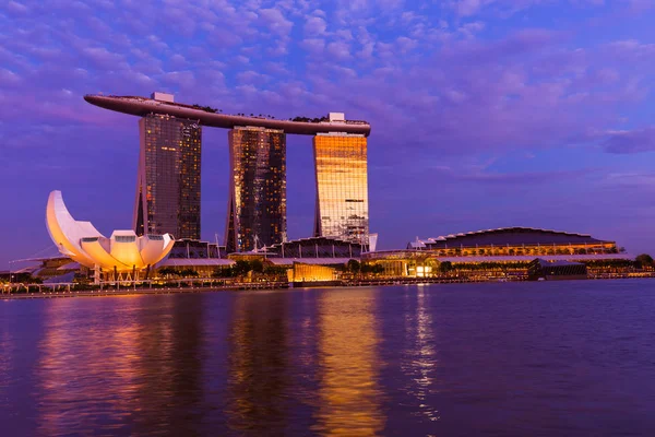 新加坡城市天际线 建筑和旅游背景 — 图库照片