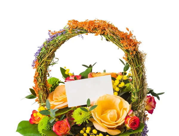 Bouquet Fleurs Dans Panier Carte Papier Isolé Sur Fond Blanc — Photo
