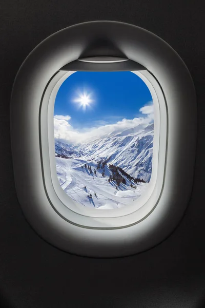 Hory Alpy Rakousku Okně Letadla Cestovní Pozadí — Stock fotografie