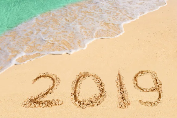 Números 2019 Playa Concepto Fondo Vacaciones — Foto de Stock