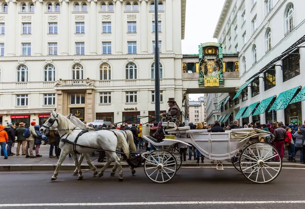 Вена Австрия Декабря 2016 Повозка Лошадях Fiaker Возле Часов Ankeruhr — стоковое фото
