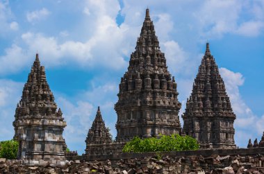 Endonezya 'daki Yogyakarta yakınlarındaki Prambanan tapınağı - seyahat ve mimari geçmişi