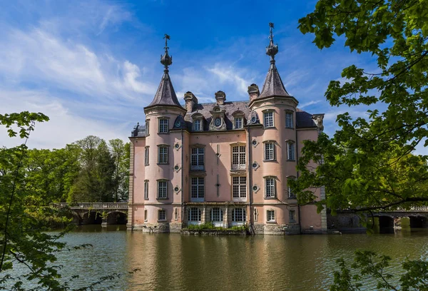 Zamek Poeke Belgii Tło Architektury — Zdjęcie stockowe