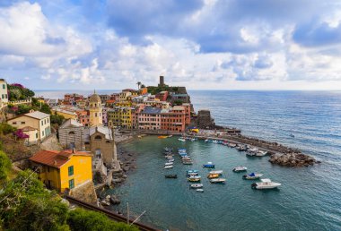 Vernazza Cinque Terre - İtalya içinde