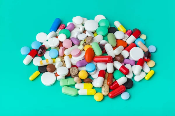 Tas de pilules - antécédents médicaux — Photo