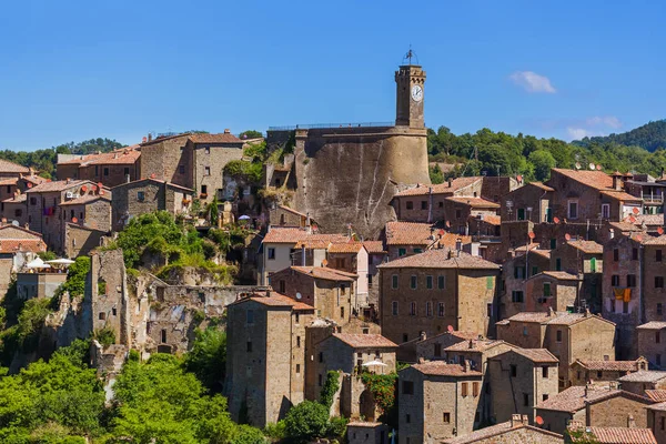 Sorano ciudad medieval en Toscana Italia — Foto de Stock