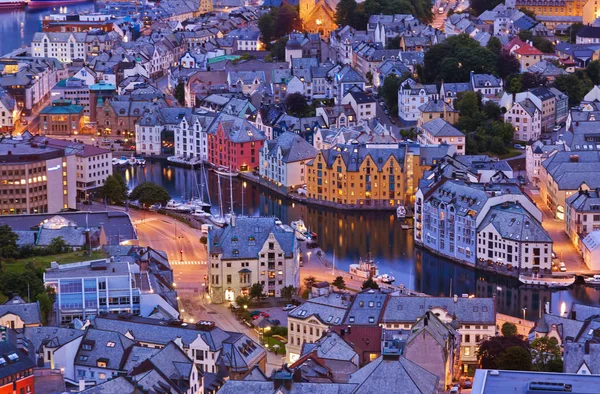 Paysage urbain d'Alesund - Norvège — Photo