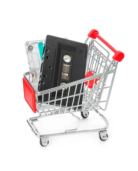 Cassette audio nel carrello della spesa — Foto Stock